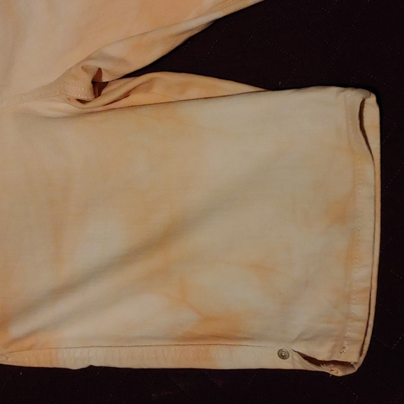 Bermuda Capris by Gloria Vanderbilt - Picture 2 of 6